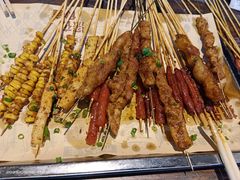 -老街烧烤大排档·地道湖北菜·龙虾馆(汉口火车站店)