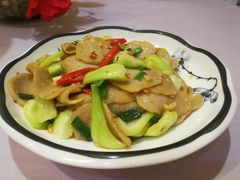 -客家大院·非遗赣南客家菜(郁孤台店)