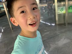 -东方体育中心(地铁站)