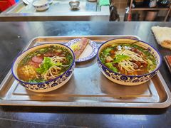 -镇南锅盖面馆(解放路店)