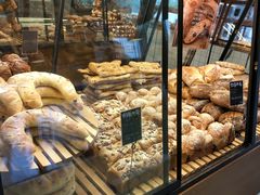 -Dough&Joe团憩(瑞虹天地月亮湾店)