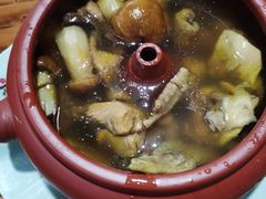 -小厨子私房菜·云南美食店