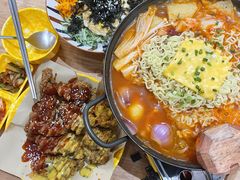 -Woolee韩食堂·韩式家庭料理