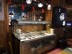-洪氏嗨捞·广东猪肚鸡·椰子鸡火锅(西咸万象城店)