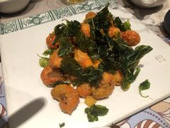 普洱茶香酥虾-云海肴·汽锅鸡·云南菜(高德置地店)