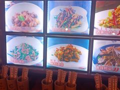 -侬佳蒸菜馆(听潮店)