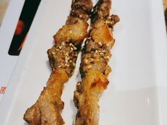 新疆红柳枝羊肉串-小放牛炒菜馆(北国商城店)