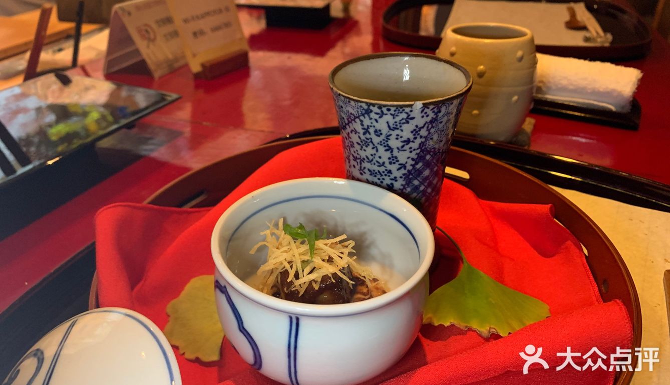 秋天约朋友一起吃个晚餐