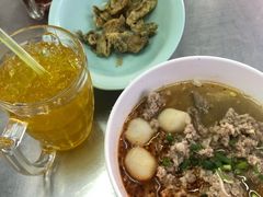 -榮泰米粉湯(Left Shop)