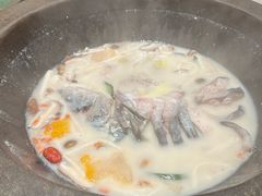 -鲜潭蒸汽石锅鱼(五道口购物中心店)