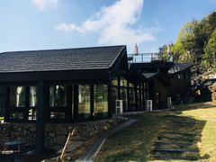 -三峡国际房车露营地(G348店)