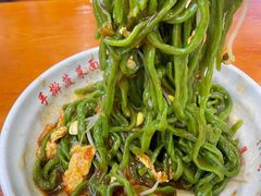 炸酱西红柿鸡蛋面-手擀菠菜面(西康路店)