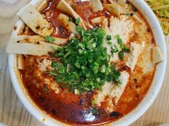 -老鳯府豆花泡馍(第五大道店)