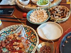 -包整·丝娃娃(一览甲秀楼风景店)