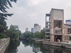 -泉城广场