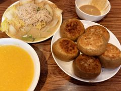 -清真吴记门钉肉饼·喜多利