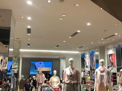 -优衣库(深圳万象天地旗舰店)