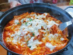 -亲昵春川鸡排(韩国美食街店)