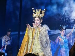 -金东尼人妖秀