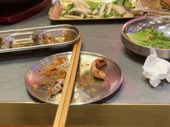 -围炉肉舍•炭烤活鳗•丹东海鲜烤肉(步行街店)