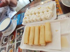 炸牛奶-周大娘牛乳(旧寨古村总店)