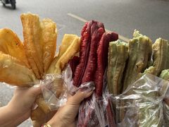-李与白包子铺(桐梓林店)