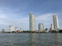 -曼谷湄南河畔华美达广场酒店