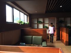 -蜂鸟快修喷漆钣喷汽修旗舰工厂(军工路店)