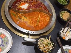 -沸炉重庆老火锅(军事博物馆店)