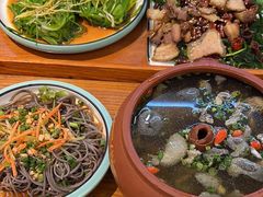-八木轩·寻味大理白族民俗餐厅(文献路店)