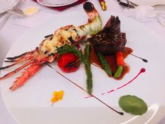 勃艮第烤龙虾配安格斯牛柳-马克西姆餐厅(崇文门店)
