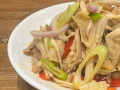 -清真·玛丽亚新疆菜主题餐厅(浙江中路店)