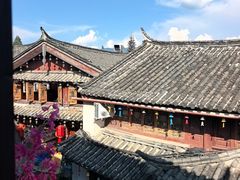 -桥边小楼·手工云南菜·古城观景小楼