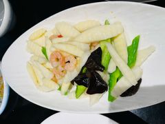 -五谷丰登农家院·地道胶东菜·海鲜烧烤(威海店)