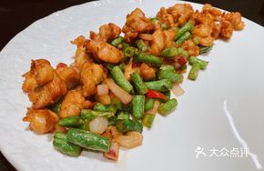 Crispy Pork Ribs with Green Beans
