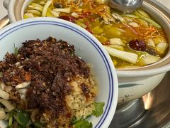 -云南印象昭通天麻火腿鸡(新疆石油花园二期店)