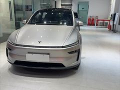 -TESLA 特斯拉(北京颐堤港体验店)