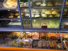 面包甜点陈列柜-陈记麻辣烫(浦口道店)