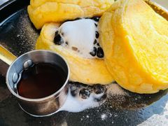 黑糖珍珠奶油热香饼-The Rug Cafe(王府中环店)