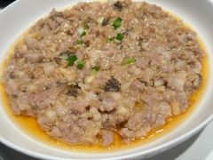 羊肚菌马蹄蒸黑豚肉饼-炳胜私厨(万象前海店)