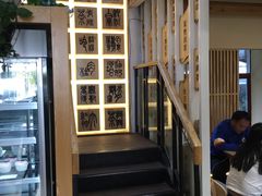 -霸王茶姬(南强街店)