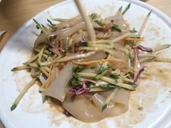 -关东小磨东北菜(上海长风大悦城店)