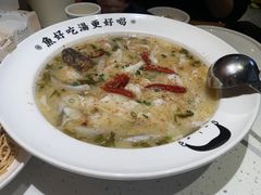 -江渔儿酸菜鱼(奥园广场金发购物中心店)