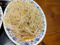 -老天桥酱肉烧饼夹肘子(天桥店)