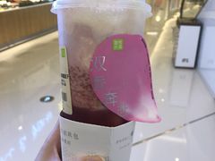 霸气芝士玫瑰草莓覆盆子-奈雪的茶(国金中心店)
