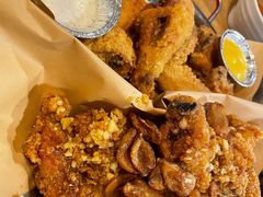 炸鸡翅一半一半-富乐满韩国正宗炸鸡韩国料理(虹泉路店)