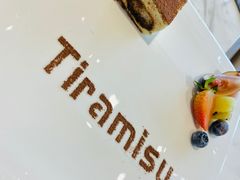 -窗外西餐厅(普罗理想国店)