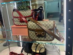 -文艺复兴百货(米兰大教堂广场店)