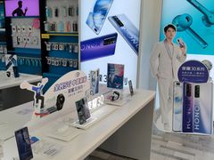 店内环境-荣耀授权专卖店(黄浦浙江中路店)