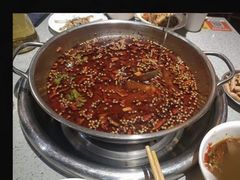 -渔香岛美蛙鱼头火锅(威清路店)